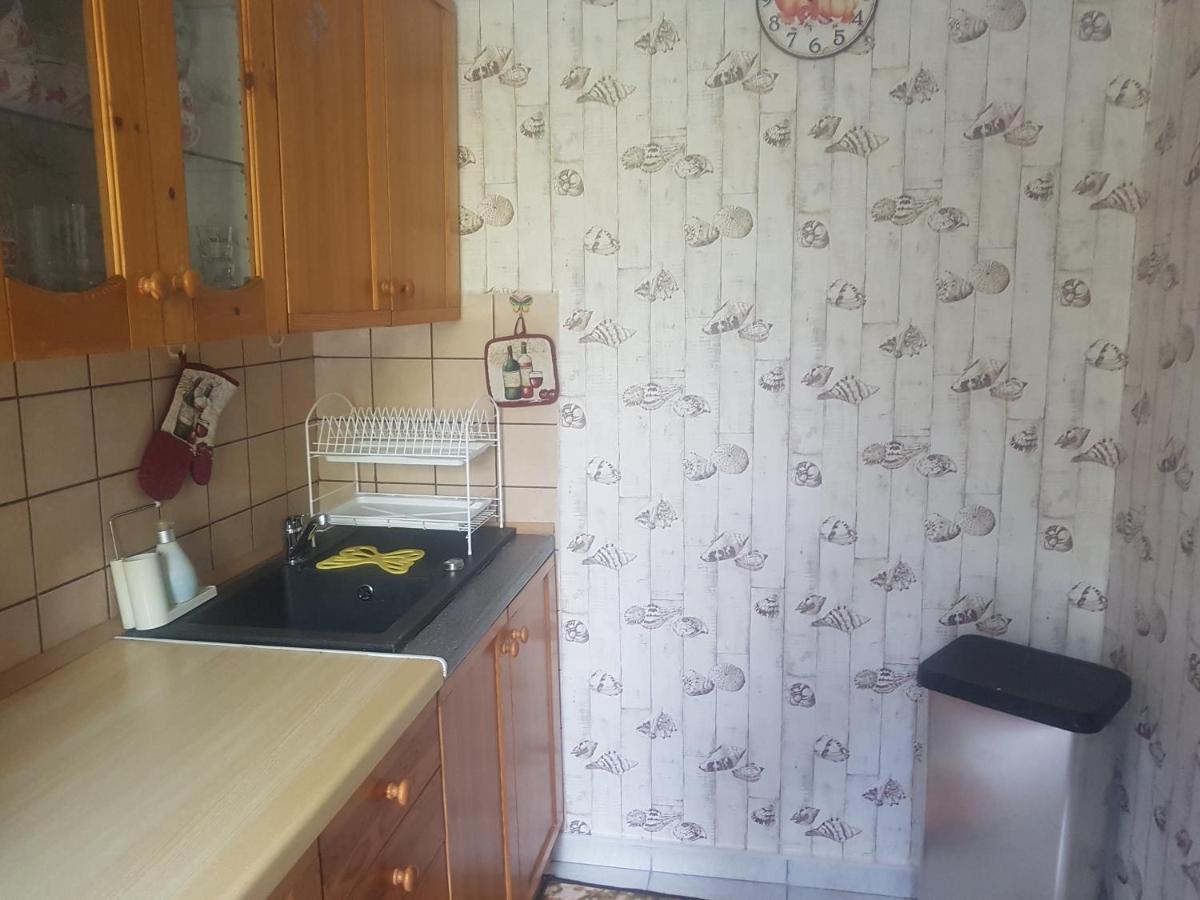 Pokoje Goscinne Motylek Dzwirzyno Ngoại thất bức ảnh